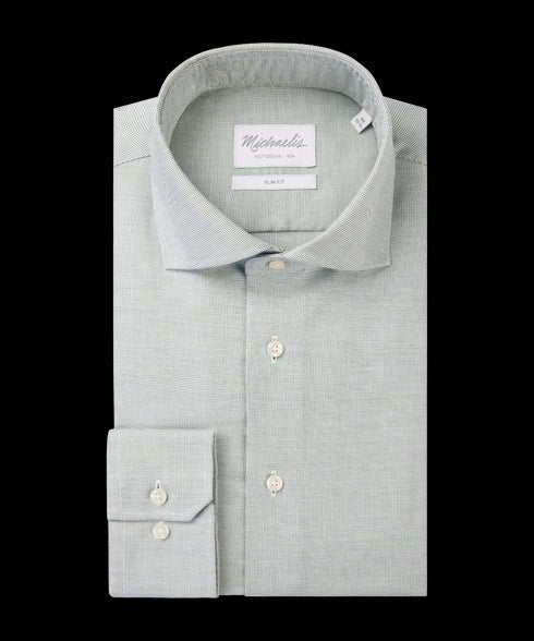 Lichtgroen fijngeblokt overhemd met lichte knopen